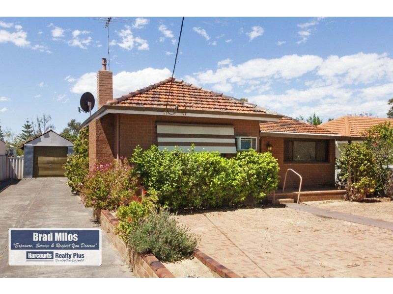 8 Lee Avenue, Hilton WA 6163