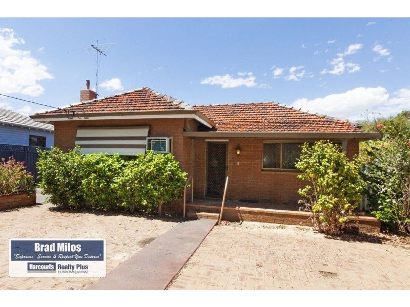 8 Lee Avenue, Hilton WA 6163