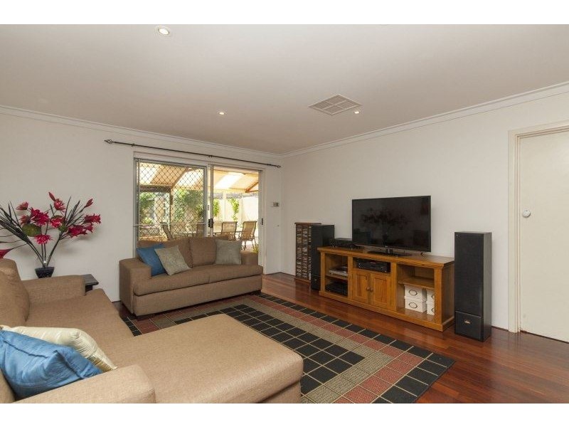 52 Edeline Street, Spearwood WA 6163