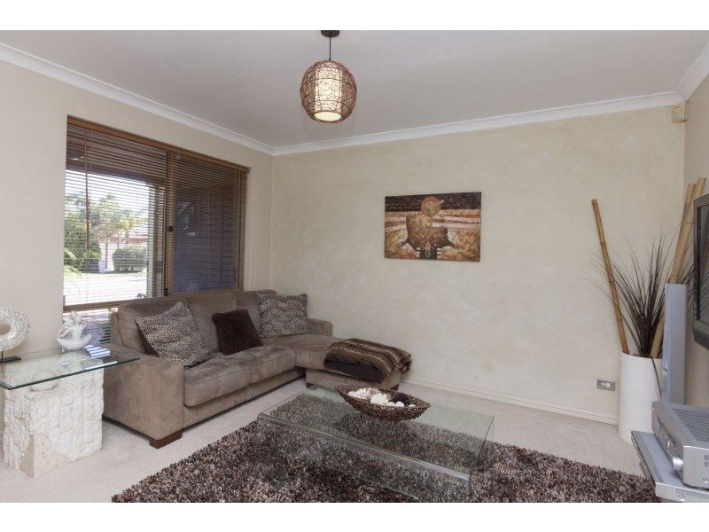 6 Cincotta Loop, Beeliar WA 6164