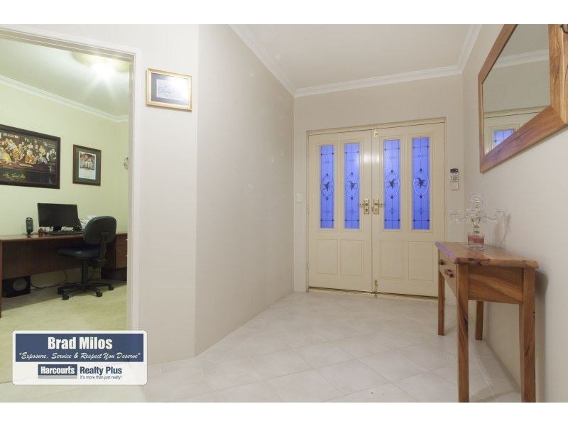 17 Fawcett Crescent, Canning Vale WA 6155