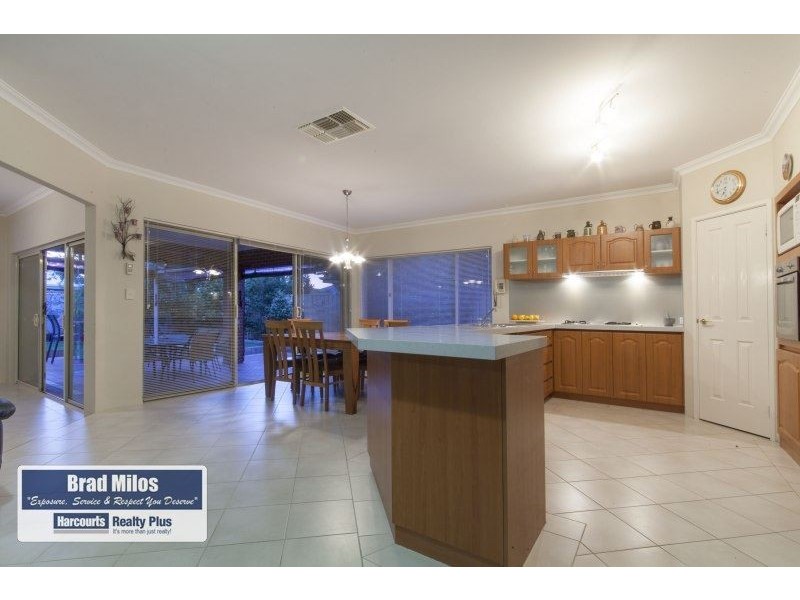 17 Fawcett Crescent, Canning Vale WA 6155