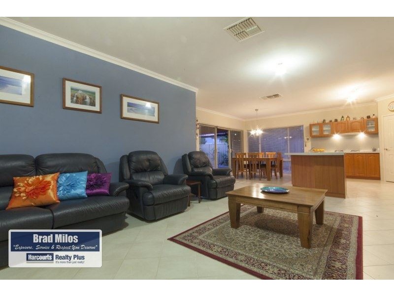 17 Fawcett Crescent, Canning Vale WA 6155