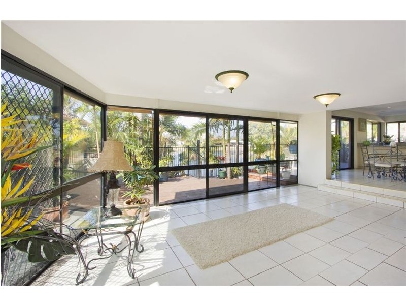 140 Rio Vista Blvd, Broadbeach Waters QLD 4218