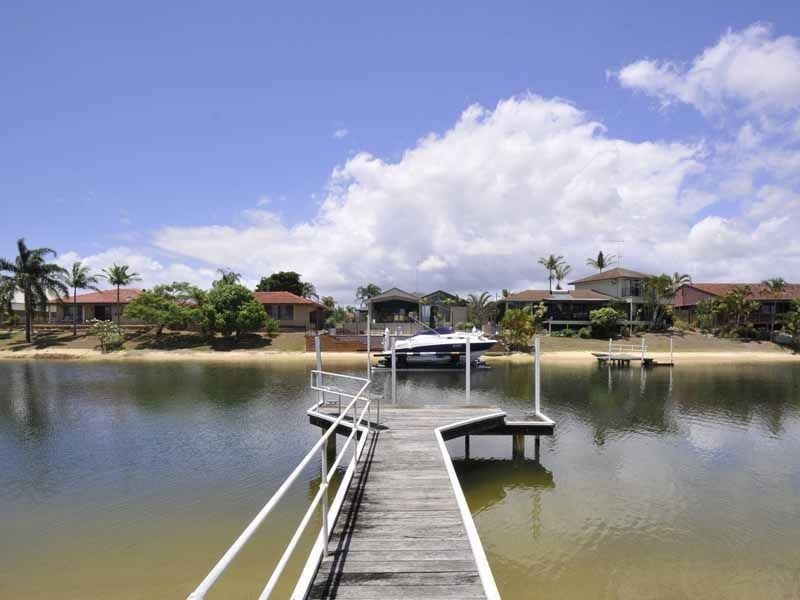 26 Coobowie Street, Broadbeach Waters QLD 4218