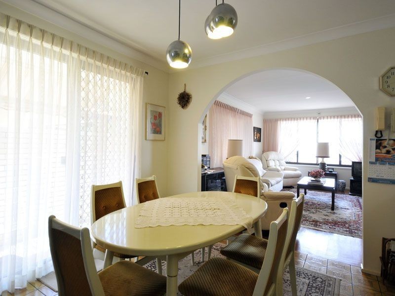 26 Coobowie Street, Broadbeach Waters QLD 4218