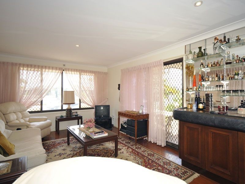 26 Coobowie Street, Broadbeach Waters QLD 4218