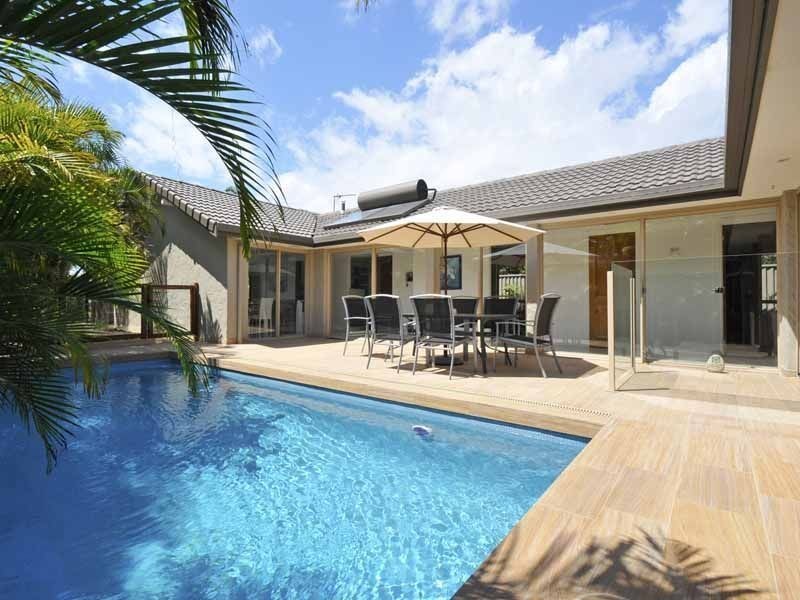 144 Rio Vista Blvd, Broadbeach Waters QLD 4218