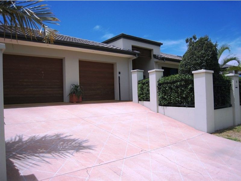 15 Rebholz Drive, Benowa Waters QLD 4217