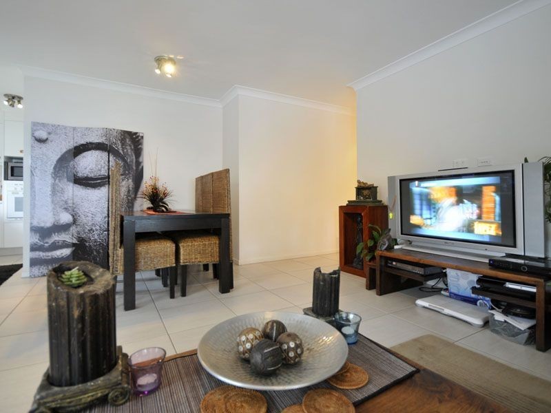 27 Key West, Broadbeach Waters QLD 4218