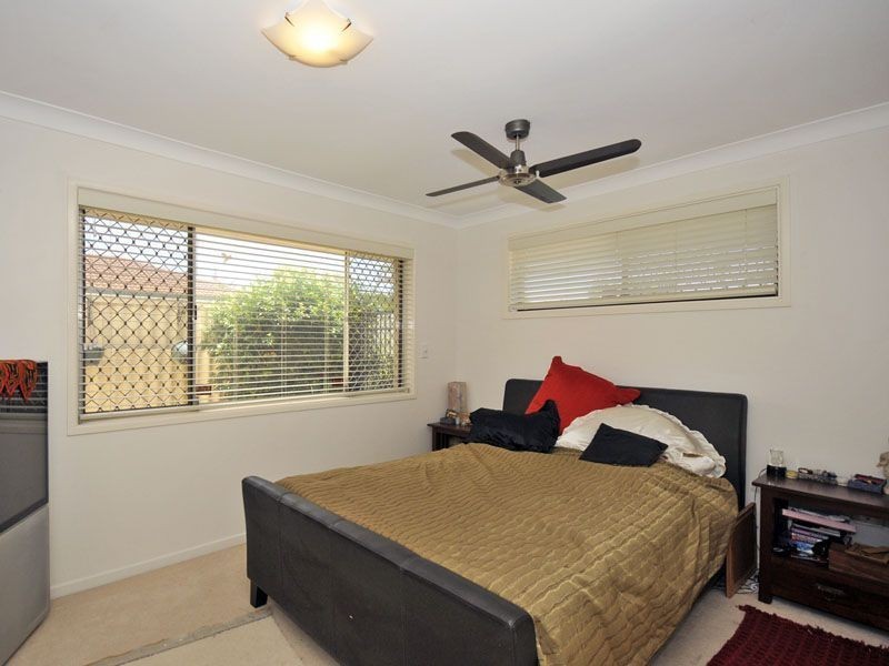 27 Key West, Broadbeach Waters QLD 4218