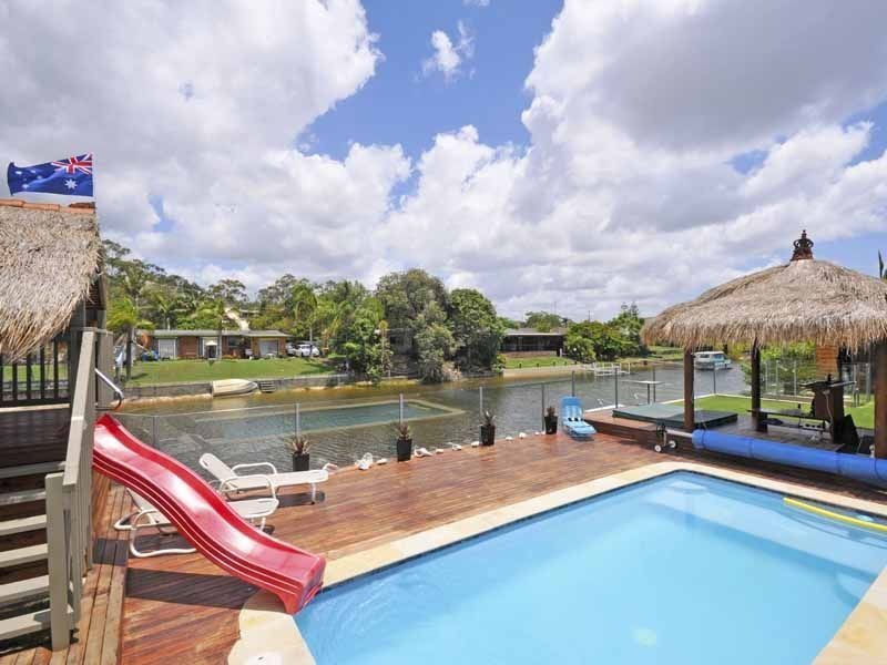 27 Key West, Broadbeach Waters QLD 4218