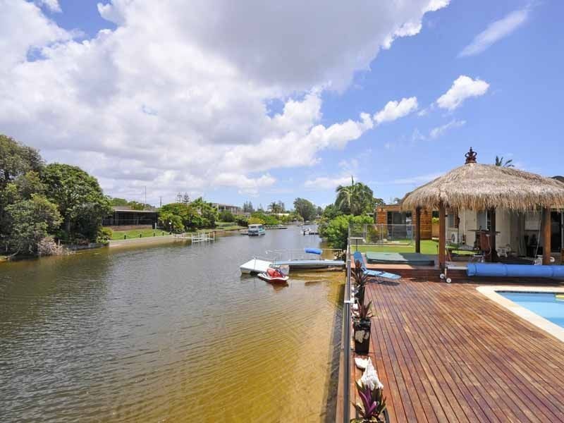 27 Key West, Broadbeach Waters QLD 4218