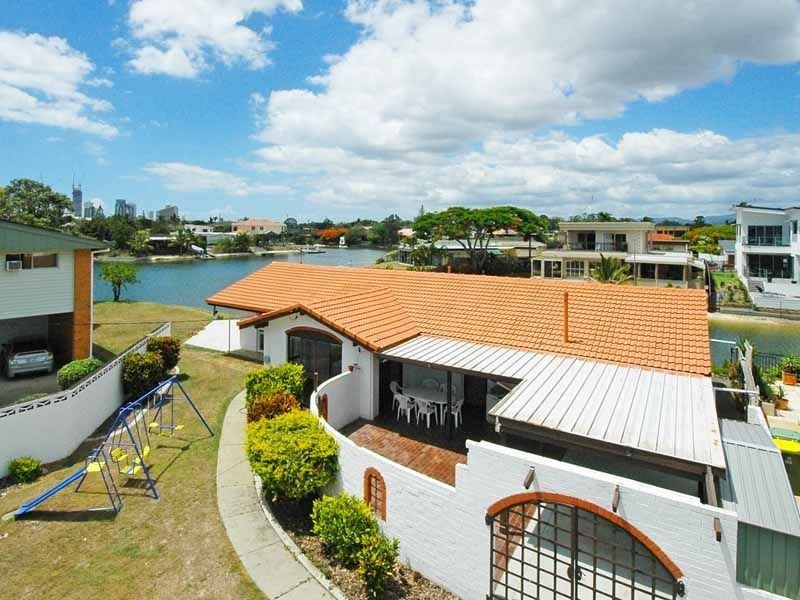 14 Palmetto Court, Broadbeach Waters QLD 4218