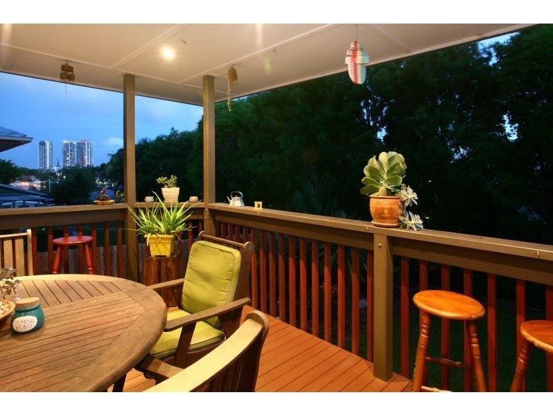 25d Beale Street, Southport QLD 4215
