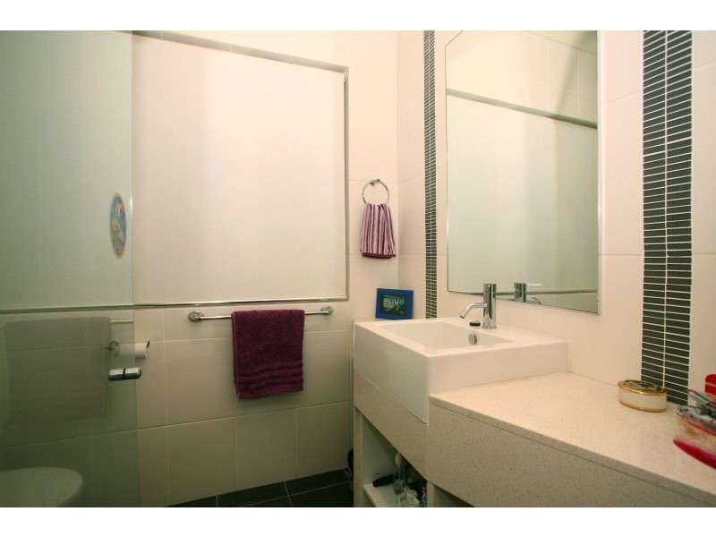 25d Beale Street, Southport QLD 4215