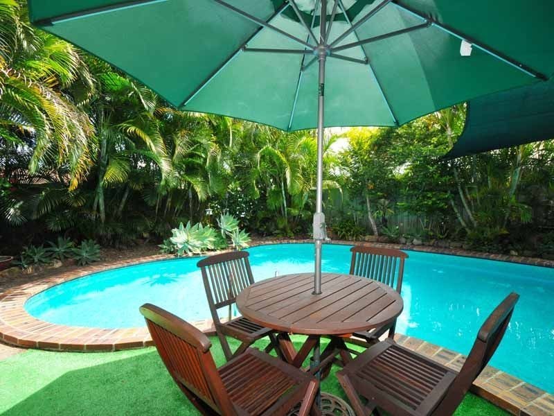 5 Wanneroo Court, Mermaid Waters QLD 4218