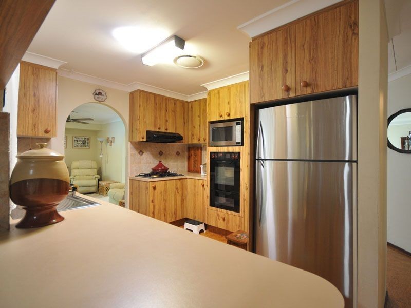 5 Wanneroo Court, Mermaid Waters QLD 4218