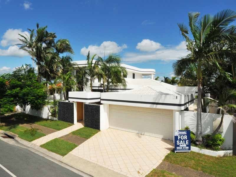 114 Campbell Street, Sorrento QLD 4217
