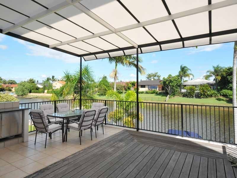 114 Campbell Street, Sorrento QLD 4217