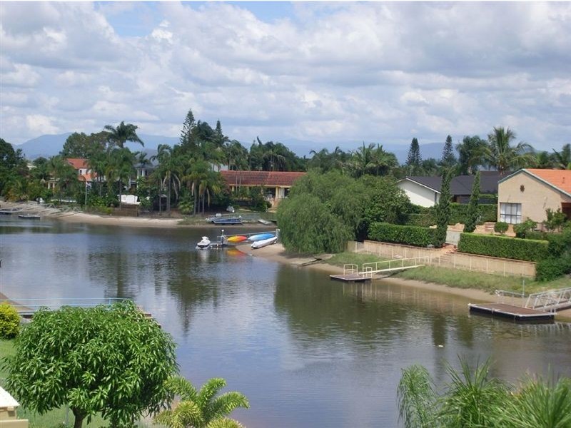 114 Campbell Street, Sorrento QLD 4217