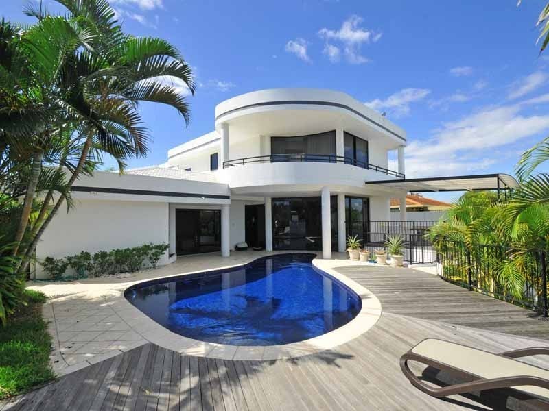 114 Campbell Street, Sorrento QLD 4217