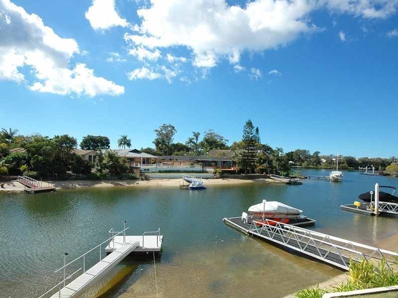 61 River Crescent, Broadbeach Waters QLD 4218