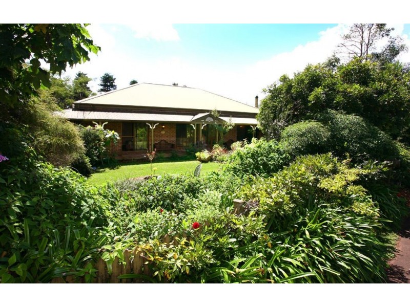 2-4 Willow Court, Beechmont QLD 4211