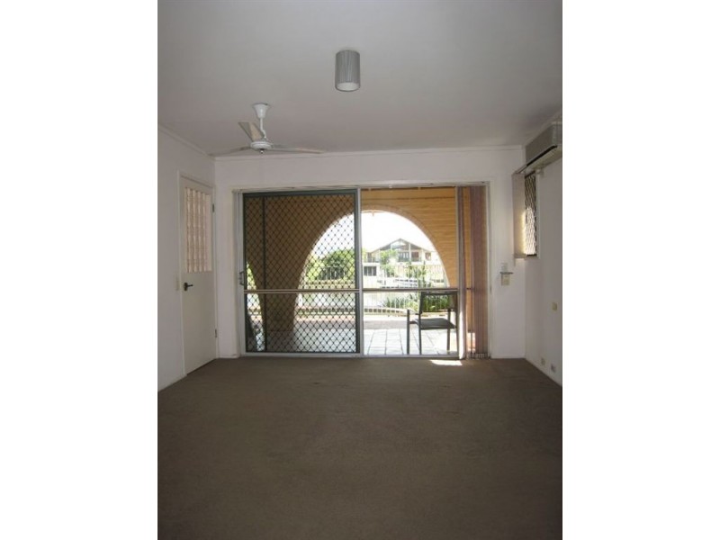 48 River Crescent, Broadbeach Waters QLD 4218