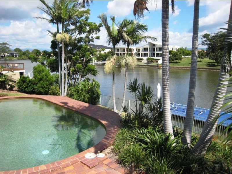 48 River Crescent, Broadbeach Waters QLD 4218