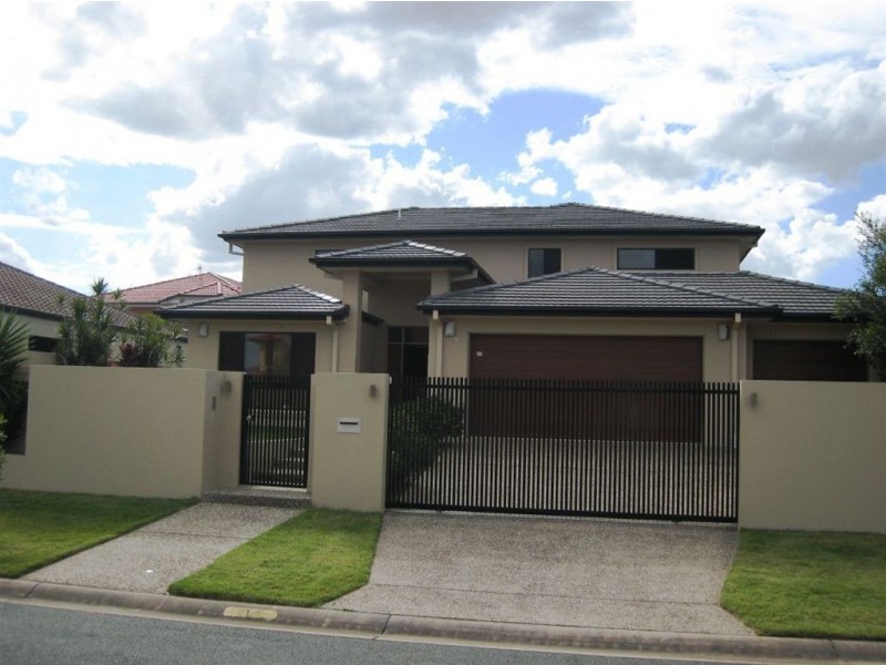 13 Rebholz Drive, Benowa QLD 4217