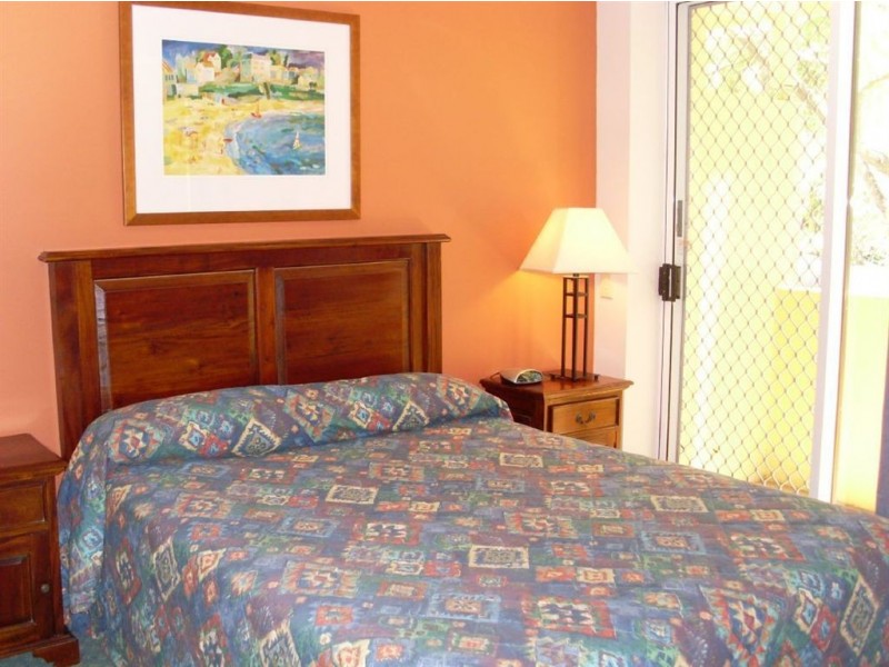 16/10 Alexandra Avenue, Mermaid Beach QLD 4218