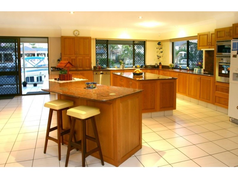 23 Norseman Court, Paradise Waters QLD 4217