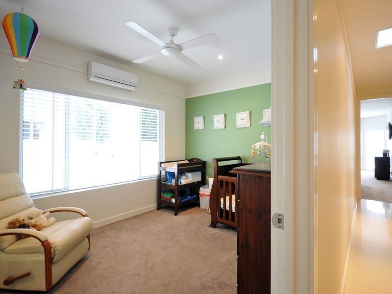 12 Montrose Court, Benowa QLD 4217