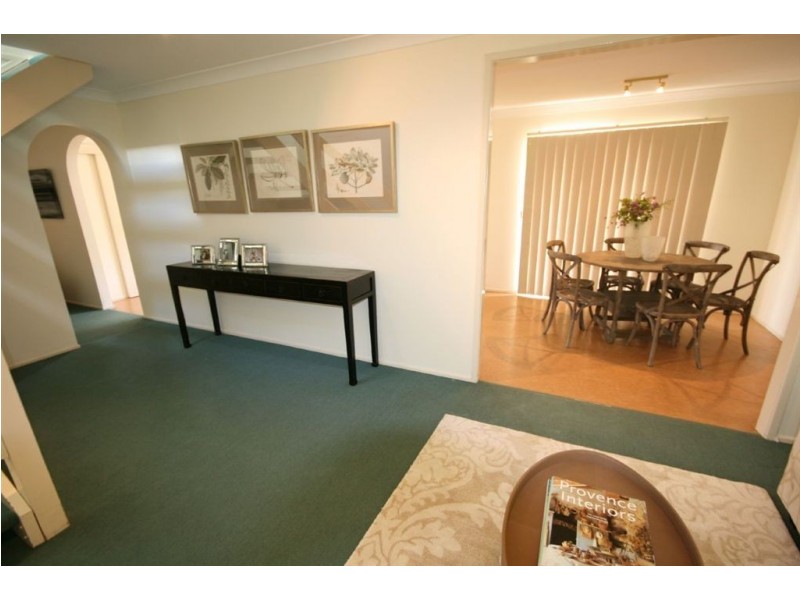 48 Alison Road, Carrara QLD 4211