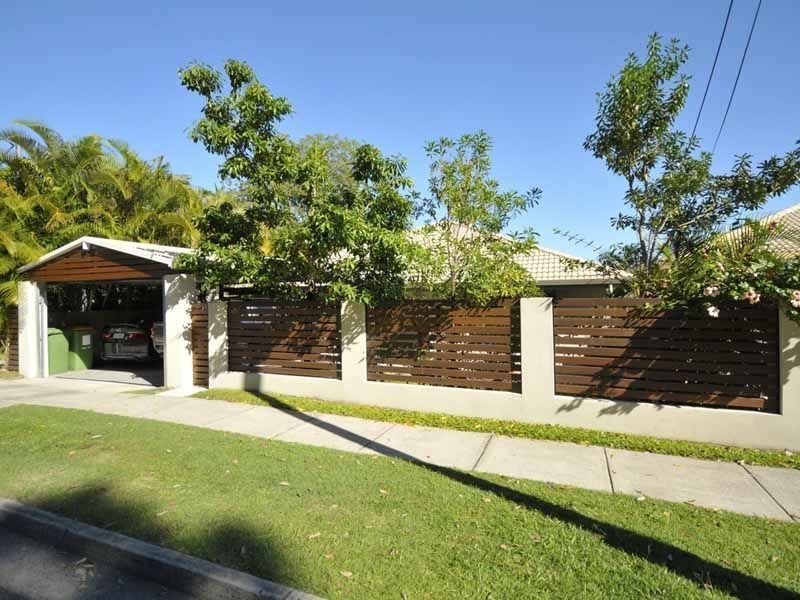 14 Billington Street, Labrador QLD 4215