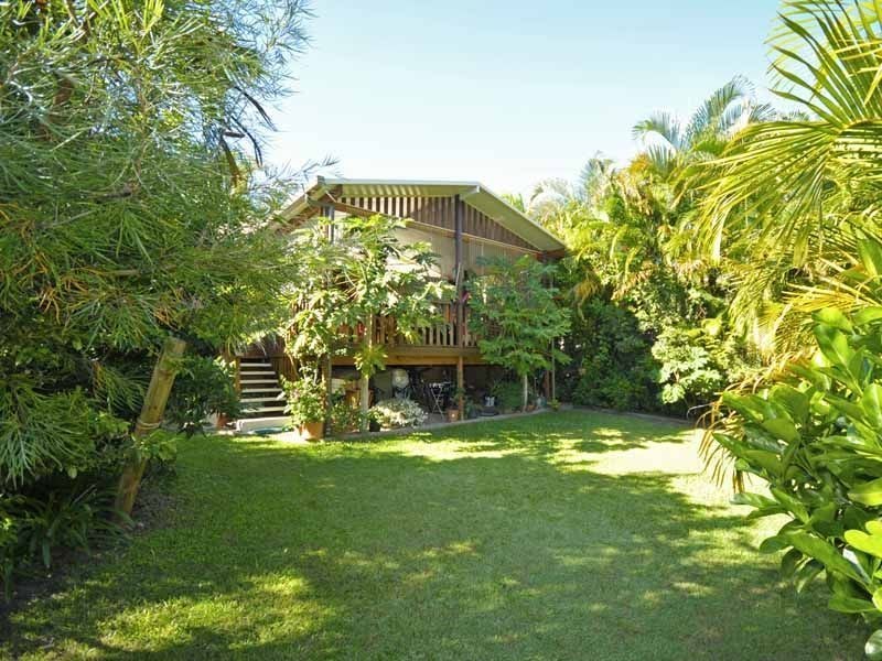 14 Billington Street, Labrador QLD 4215
