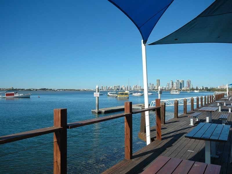 14 Billington Street, Labrador QLD 4215