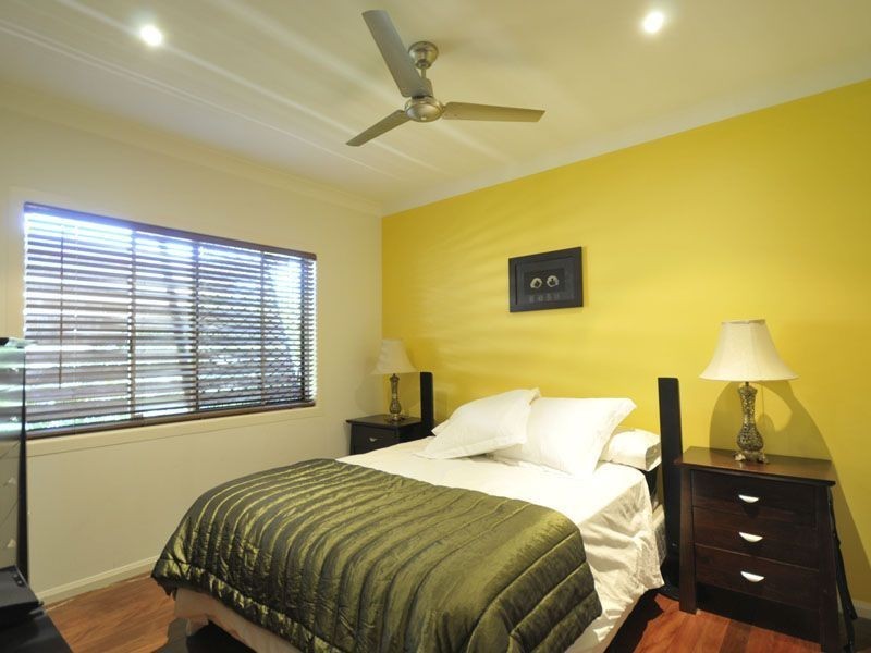 14 Billington Street, Labrador QLD 4215