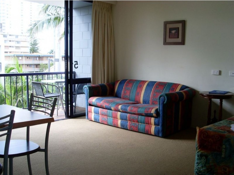 51/2877 Gold Coast Highway, Surfers Paradise QLD 4217