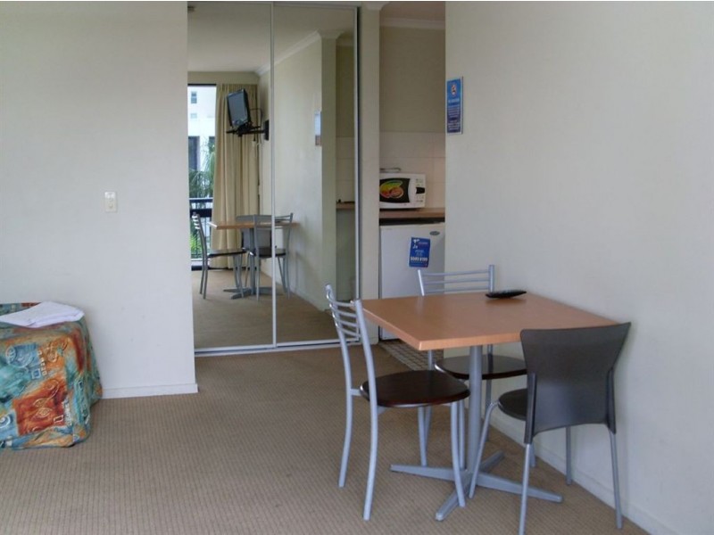 51/2877 Gold Coast Highway, Surfers Paradise QLD 4217