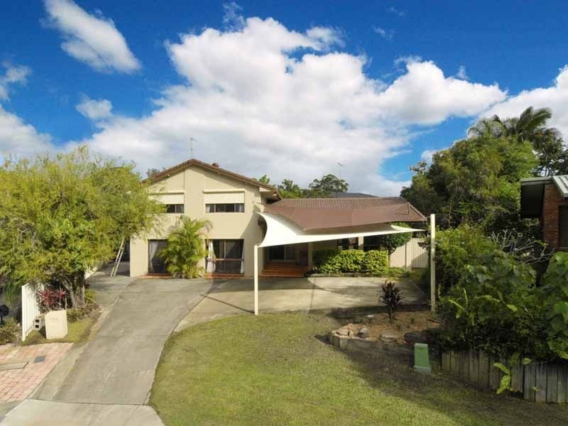 4 Coolong Court, Ashmore QLD 4214
