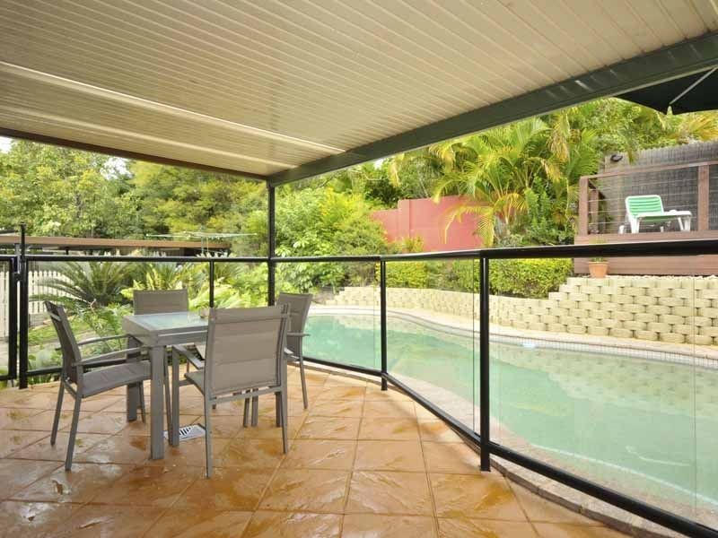 4 Coolong Court, Ashmore QLD 4214