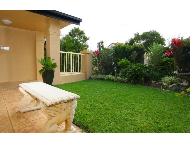 16 Washington Court, Varsity Lakes QLD 4227