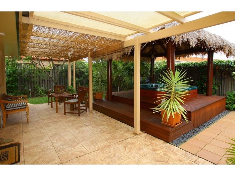 16 Washington Court, Varsity Lakes QLD 4227