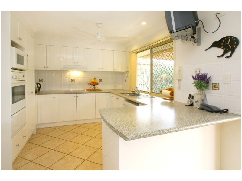 16 Washington Court, Varsity Lakes QLD 4227