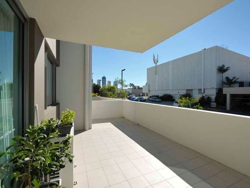 21/1 Gaven Crescent, Mermaid Beach QLD 4218