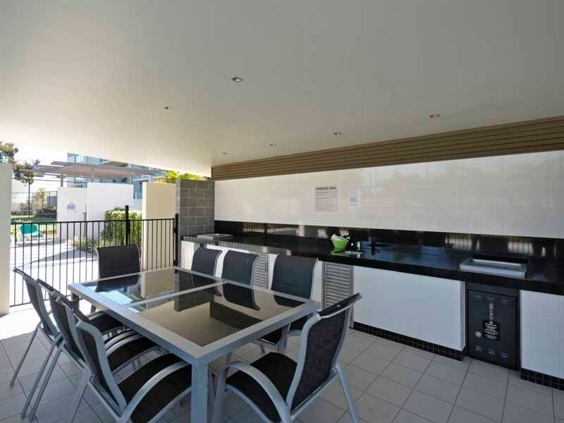 21/1 Gaven Crescent, Mermaid Beach QLD 4218