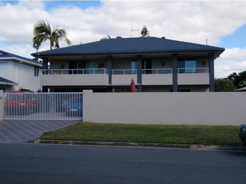 36 Daimler Drive, Bundall QLD 4217