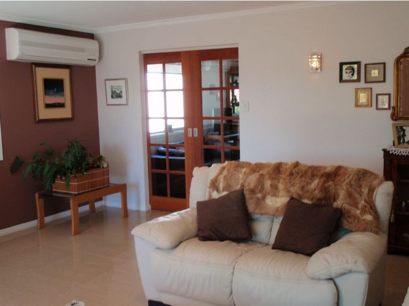 36 Daimler Drive, Bundall QLD 4217